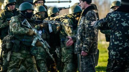 Солдаты дали слабину: в Киеве раскрыли, почему Украина «слила» Крым России Солдаты дали слабину: в Киеве раскрыли, почему Украина «слила» Крым России