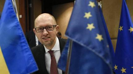 Яценюк может "скинуть" Порошенко: позиции коалиции в Раде слишком хлипки Яценюк может "скинуть" Порошенко: позиции коалиции в Раде слишком хлипки