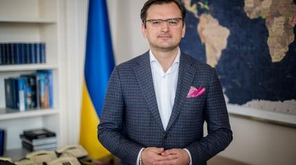 Кулеба пригрозил России "камнями с неба" Кулеба пригрозил России "камнями с неба"