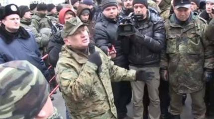 В Киеве начались разборки между бандеровцами, «правосеками» и аваковцами