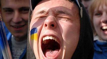 Реакция украинцев на зраду в ЕС: Чехи полудурки и страна у них с наперсток Реакция украинцев на зраду в ЕС: Чехи полудурки и страна у них с наперсток