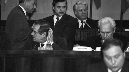 Октябрь 1993 года мог иметь более печальные последствия Октябрь 1993 года мог иметь более печальные последствия