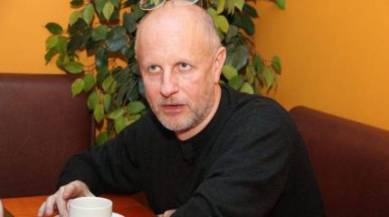Пучков раскрыл причину, из-за которой Запад позорит Россию в своих фильмах Пучков раскрыл причину, из-за которой Запад позорит Россию в своих фильмах