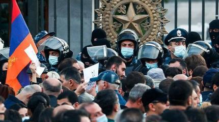 Армяне США призвали Ереван учиться у Израиля и сотрудничать с Россией Армяне США призвали Ереван учиться у Израиля и сотрудничать с Россией