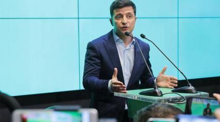 Последний шанс Киева: Зеленский решит судьбу мятежного Донбасса Последний шанс Киева: Зеленский решит судьбу мятежного Донбасса