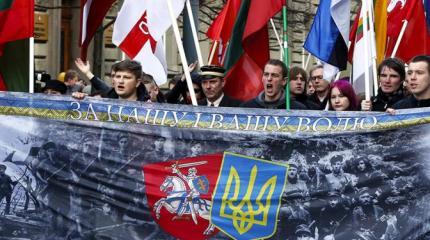 Почему Запад в упор не видит нацизма на Украине Почему Запад в упор не видит нацизма на Украине