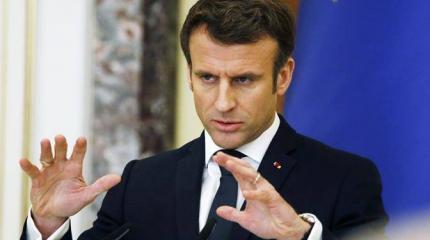 Челночно-звоночная дипломатия мсье Макрона выглядит жалко Челночно-звоночная дипломатия мсье Макрона выглядит жалко