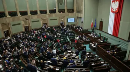 Киев застеснялся себя, но отражение не виновато