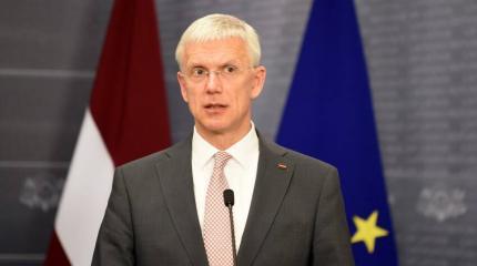 Латвийский премьер: Россия должна проиграть Латвийский премьер: Россия должна проиграть