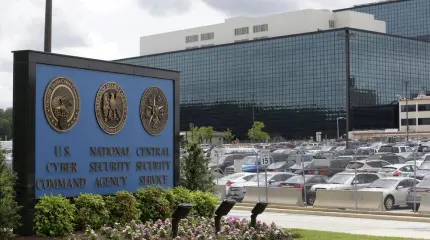 Раскрыты подробности кибератаки США на российскую «Фабрику троллей» Раскрыты подробности кибератаки США на российскую «Фабрику троллей»