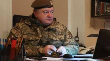 Как бы Порошенко не заигрался в военное положение