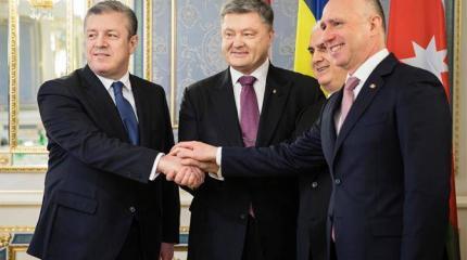 Россия теряет позиции на постсоветском пространстве Россия теряет позиции на постсоветском пространстве