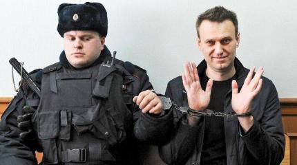 Криминальное чтиво: Особенности партстроительства по Навальному Криминальное чтиво: Особенности партстроительства по Навальному