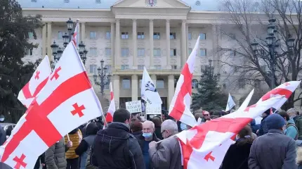 НАТО или Россия – такой ли выбор стоит перед Грузией? НАТО или Россия – такой ли выбор стоит перед Грузией?