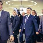 Парижская дистанция: Порошенко мировым лидерам не интересен, и «шоколадки» не помогают Парижская дистанция: Порошенко мировым лидерам не интересен, и «шоколадки» не помогают