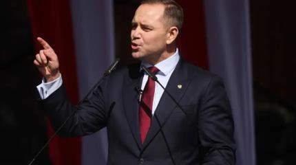 Президент Польши хочет воевать «до последнего украинца» Президент Польши хочет воевать «до последнего украинца»