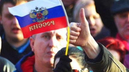Украинец применил силу против туриста, кричавшего про русскую Одессу Украинец применил силу против туриста, кричавшего про русскую Одессу