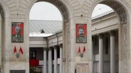 Бандерлоги негодуют: Иосиф Сталин снова в Симферополе Бандерлоги негодуют: Иосиф Сталин снова в Симферополе