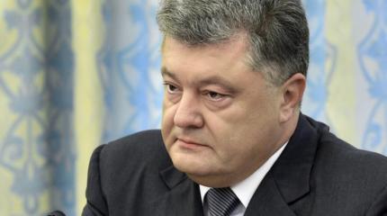 Порошенко готовит "политическое сафари" на Турчинова и Авакова Порошенко готовит "политическое сафари" на Турчинова и Авакова