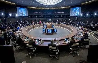 Новые вызовы: эксперты об ожиданиях от саммита НАТО Новые вызовы: эксперты об ожиданиях от саммита НАТО