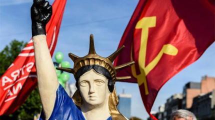 «Сорвавшуюся с цепи» Россию решили остановить «Сорвавшуюся с цепи» Россию решили остановить