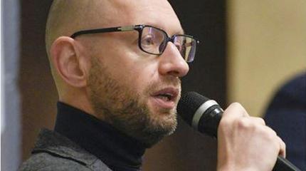 Возвращение Яценюка: с бородой и амбициозными планами Возвращение Яценюка: с бородой и амбициозными планами