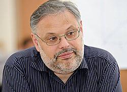Хазин: что элита неподсудна по определению - это нужно менять Хазин: что элита неподсудна по определению - это нужно менять