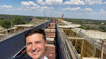 Ненужная уступка от США: Зеленского в Вашингтоне примут, но транш Киев не получит Ненужная уступка от США: Зеленского в Вашингтоне примут, но транш Киев не получит