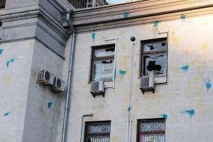 Почему российское посольство на Украине боится российского флага? Почему российское посольство на Украине боится российского флага?