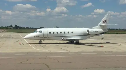 Американский миллиардер привез Тимошенко в Херсон на частном самолете Американский миллиардер привез Тимошенко в Херсон на частном самолете