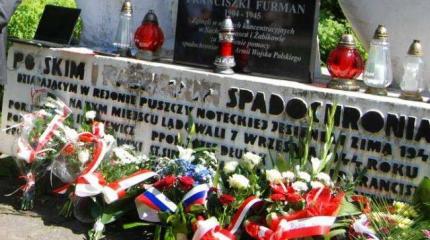 Памятник советским десантникам в Польше оказался под угрозой сноса