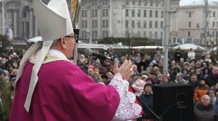 Гонения на русский язык: в Киеве показательно топчутся по правам человека