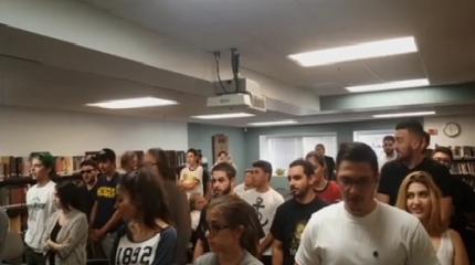 Антитурецкая акция в Университете Калифорнии Антитурецкая акция в Университете Калифорнии