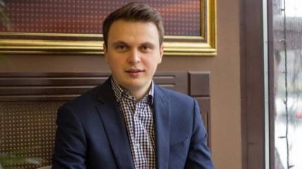 Украинский политолог объяснил, почему Порошенко стоит паковать чемоданы Украинский политолог объяснил, почему Порошенко стоит паковать чемоданы