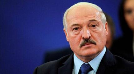 Лукашенко предложил России войти в состав Белоруссии Лукашенко предложил России войти в состав Белоруссии