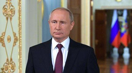 Лавровый венок для Путина Лавровый венок для Путина