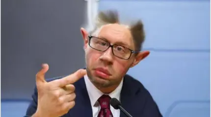 Яценюк непонимающий Яценюк непонимающий