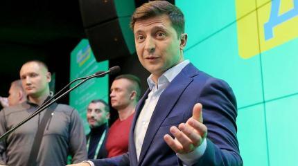 Несостоятельные планы: у Зеленского не хватит сил вернуть Крым Несостоятельные планы: у Зеленского не хватит сил вернуть Крым
