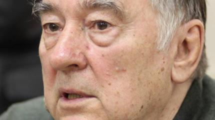 Александр Проханов: Владимир Путин создал бы в Донбассе новое государство Александр Проханов: Владимир Путин создал бы в Донбассе новое государство