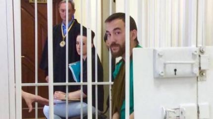 СМИ: Сенцова и Кольченко могут обменять на российских "бойцов ГРУ" СМИ: Сенцова и Кольченко могут обменять на российских "бойцов ГРУ"