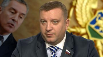 Черногория поддержала санкции: Джуканович разбазаривает суверенитет