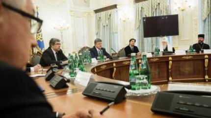 Порошенко: на пути к нерукопожатному президенту
