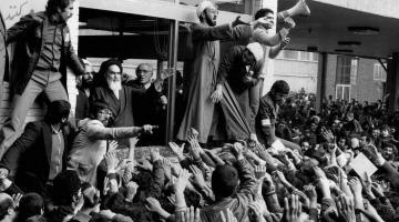Наш аятолла в Тегеране. Как США приводили к власти Хомейни