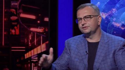 Атаманюк: Меркель сурово наказала Украину за антироссийскую политику Атаманюк: Меркель сурово наказала Украину за антироссийскую политику