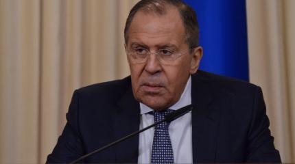 Лавров: Порошенко находится в постоянном контакте с Путиным Лавров: Порошенко находится в постоянном контакте с Путиным