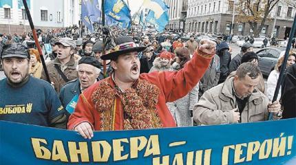 Киев «прощает» жертв Волынской резни и называет проспект именем Бандеры Киев «прощает» жертв Волынской резни и называет проспект именем Бандеры