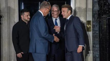 Лидеры «евротройки» всё ещё надеются уломать Россию на позорный мир