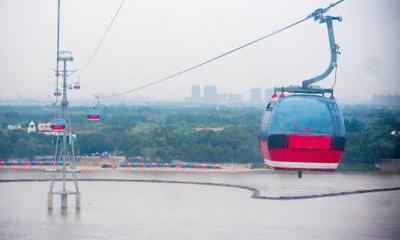 РФ и КНР построят первую в мире трансграничную канатную дорогу