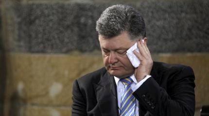 Визит Порошенко на Донбасс высмеяли в карикатуре Визит Порошенко на Донбасс высмеяли в карикатуре