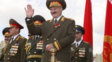 Батькин тракторный балет — злому Западу ответ! Но оппозиция тоже не дремлет Батькин тракторный балет — злому Западу ответ! Но оппозиция тоже не дремлет